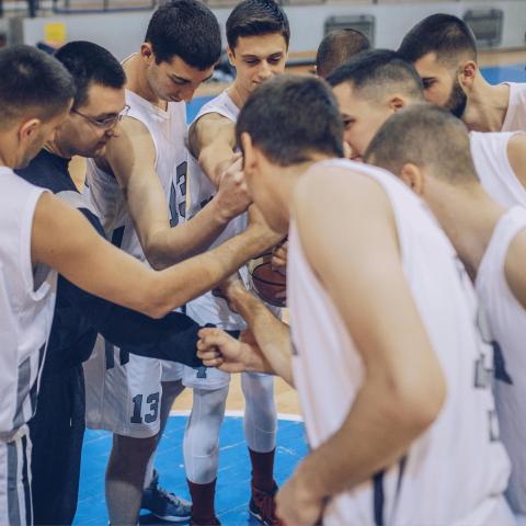 G-basketkamp © canva